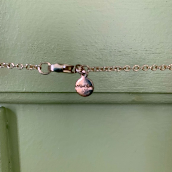 🌟 Stella & Dot Gold Demi Layering Necklace - Picture 3 of 3
